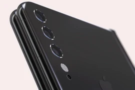 Video: Chiêm ngưỡng iPhone màn hình gập đẹp mê hồn