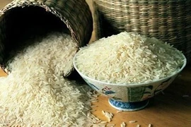 Đặt hũ gạo đúng chỗ tụ lộc gấp trăm, cả năm no đủ