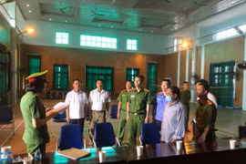 Bắc Ninh: Bí thư chi bộ cùng trưởng thôn bán 58 lô đất trái thẩm quyền