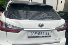 Thu giữ nhiều xe sang đường dây đánh bạc qua sàn SFX Capital 90 triệu USD