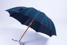 Ô che mưa của giới siêu giàu có gì đặc biệt?