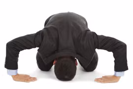 Dịch vụ xin lỗi hộ trở thành nghề mới ăn nên làm ra