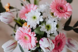 Trẻ sinh vào 5 ngày Âm lịch này, phúc khí vây quanh, về sau ắt thành tài