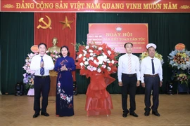 Phó Bí thư Thường trực Thành ủy Hà Nội dự ngày hội Đại đoàn kết huyện Thanh Trì