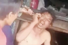 Hành hạ dã man ngư dân: Khởi tố hành hạ người khác…có xét tội danh khác?