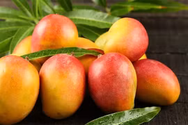 Chuyên gia nói gì về chế độ ăn toàn trái cây trong 3 năm?