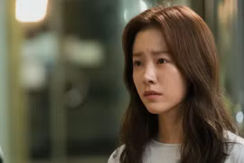 Vợ toàn vứt con cho mẹ chồng rồi ngâm mình trong nhà tắm