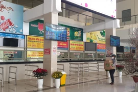 Bến xe Giáp Bát “nhiều hàng, thiếu khách” ngày giáp Tết