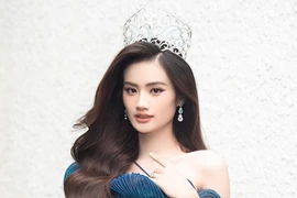 Hoa hậu Ý Nhi xin lỗi, mong được sửa sai giữa ồn ào