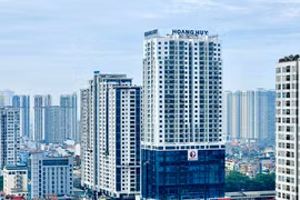 Sẵn 2 tỷ, mua nhà vùng ven hay "ôm tiền" chờ chung cư giảm giá?