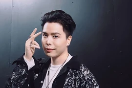 Sự thật Trịnh Thăng Bình từng bị liệt nửa mặt