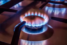 Bếp gas với bếp từ: Bếp nào tiết kiệm hơn?