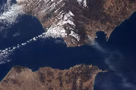 Nếu phe phát xít thắng trận, Địa Trung Hải sẽ bị... tát cạn?