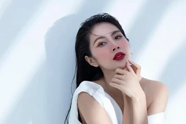 Vướng ồn ào "chim Yến", Thủy Tiên không dự phiên xét xử bà Phương Hằng