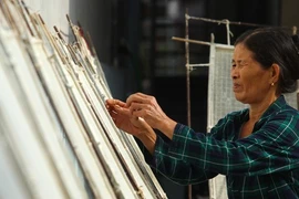 Làng nghề duy nhất ở xứ Nghệ làm giấy dó thủ công