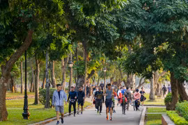 Video: Công viên Thống Nhất "lột xác" sau gần một năm dỡ hàng rào