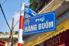 Sau 7 lần rao bán đấu giá, đất vàng mặt phố HN giảm mất nửa
