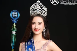 Hoa hậu Ý Nhi bị “bạo lực mạng”, có đáng bị tẩy chay?