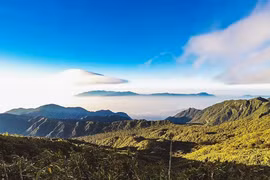 Đỉnh núi nào cao nhất ở Nghệ An?