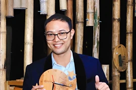 Chân dung diễn viên được đồn đoán thay NSND Công Lý đóng Táo quân