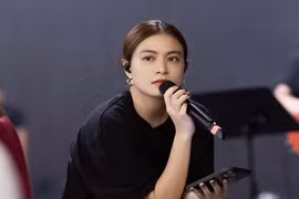 Tình hình bán vé concert của Hoàng Thùy Linh sau ồn ào