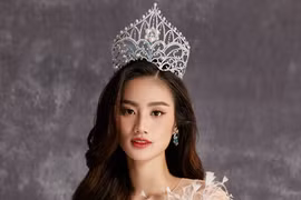 Hoa hậu Ý Nhi mất suất thi Miss World vì lùm xùm phát ngôn?