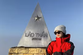 Á hậu Đào Hiền đang làm gì khi liên tục "mất tăm"