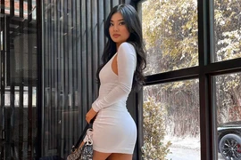 Hot girl Đắk Lắk khoe thân hình gợi cảm