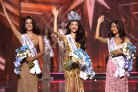 Bùi Quỳnh Hoa đăng quang Miss Universe Vietnam 2023