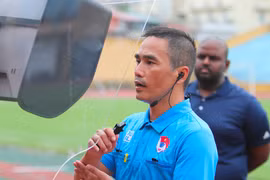 FIFA phê chuẩn trọng tài, VAR chính thức “trình làng” V-League