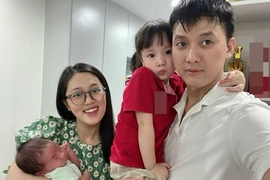 Cuộc sống của Quách Ngọc Tuyên bên vợ xinh kém 16 tuổi