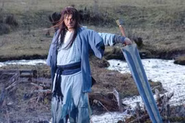 Tại sao Quách Tĩnh và Hoàng Dung phá hủy Huyền thiết trọng kiếm?