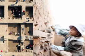 Phát hiện kho báu đồ cổ niên đại 2.000 năm ở Trung Quốc 