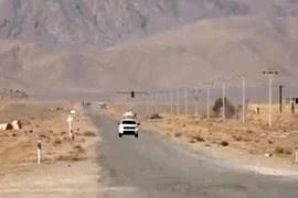 Video: Iran thử UAV cảm tử mới với đầu đạn nặng 50kg