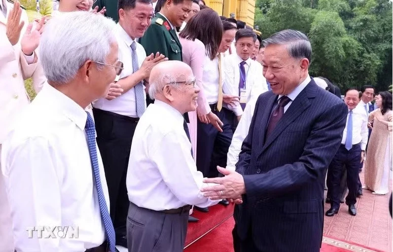 [SPOTLIGHT] Báo chí Cách mạng Việt Nam trong thời đại số
