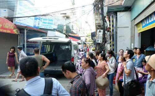 2. Nữ sinh nằm chết trên giường, bạn trai nhảy lầu tự tử Khoảng 13h30 ngày 1/6, tại Nhà nghỉ VIP Minh Hằng (ngách 86/1, thôn Đình Quán, phường Phúc Diễn, quận Bắc Từ Liêm, Hà Nội), nhân viên nhà nghỉ tá hoả khi phát hiện vị khách nam thuê phòng nhảy từ tầng 5 xuống đất, tử vong tại chỗ còn cô gái thuê trọ cùng thanh niên chết trên giường. Nạn nhân nam 23 tuổi, còn cô gái 22 tuổi, quê Thanh Hóa, đều là sinh viên một trường đại học trên địa bàn Hà Nội.