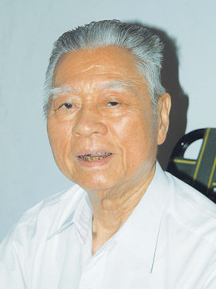 Ông Võ Trần Chí (sinh ngày 22/5/1927, quê quán xã Hướng Thọ Phú, huyện Thủ Thừa, tỉnh Long An), nguyên ủy viên Bộ Chính trị, Bí thư Thành ủy TP HCM từ năm 1986 đến năm 1996.