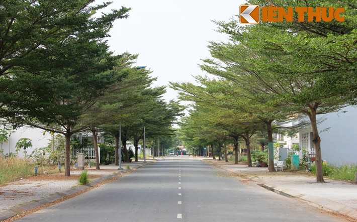 Tuyến đường mang tên thi sĩ Huy Cận.