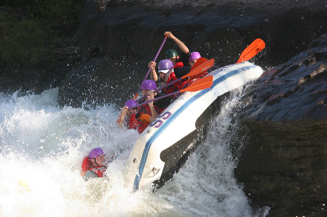 Sông Gauley nằm ở phía Tây Virginia, Mỹ cũng là một địa điểm thích hợp nhất để đi bè hoặc chèo thuyền. Sông có tốc dòng chảy nhanh gấp 100 lần bình thường.
