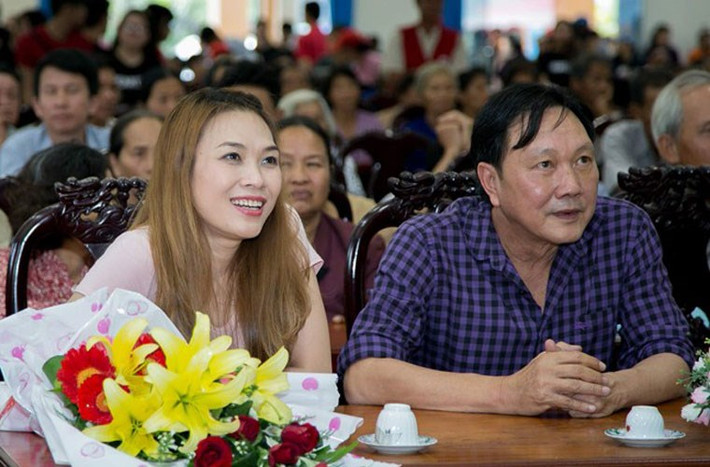 Đại gia Dương Ngọc Minh lỗ nặng Tham vọng tỷ USD của ông Dương Ngọc Minh, chủ tịch HĐQT CTCP Hùng Vương (HVG), ngày càng trở nên xa vời khi mà các doanh nghiệp vào tay ông đều dính thua lỗ nặng. Ảnh: vietdaily.vn.