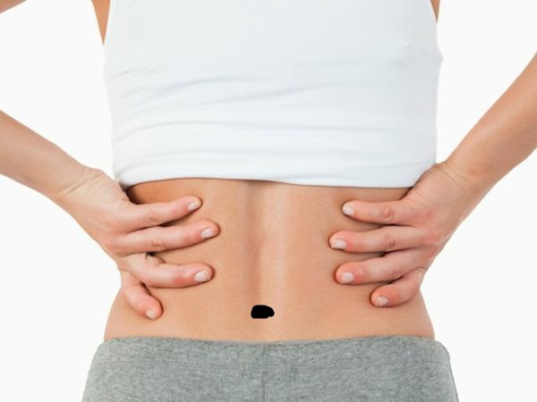 Vết bớt nằm ở vị trí xương cụt thường hiểu biết rộng, tài năng hơn người. Họ dễ đạt được thành công và có quyền cao chức trọng.
