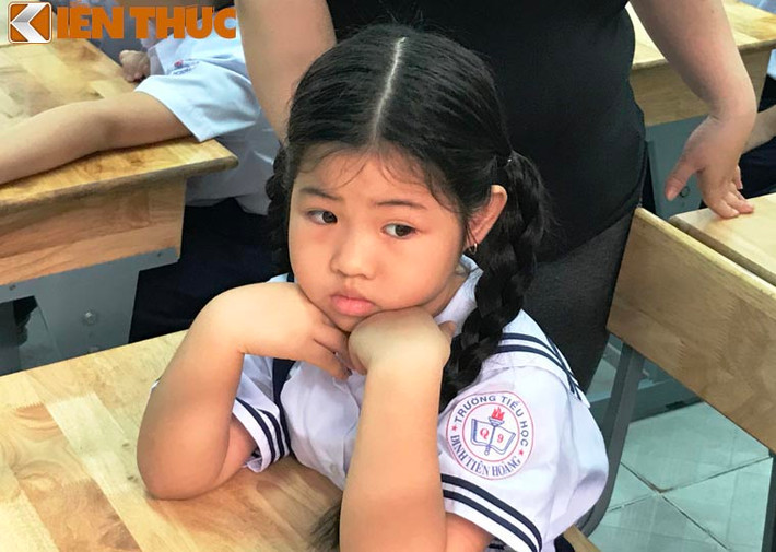 Nét lo lắng...