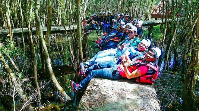 Khung cảnh đẹp, con đường đẹp, không khí trong lành nơi đây hứa hẹn sẽ là một là nơi để cùng bạn bè và gia đình tránh cái nắng nóng oai bức của mùa hè.