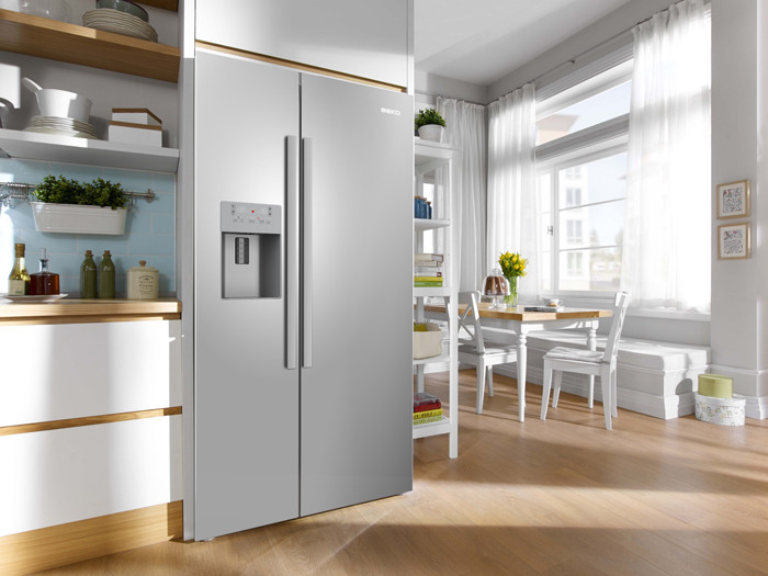 Vị trí của tủ lạnh có ảnh hưởng lớn đến phong thủy chung của ngôi nhà. Tủ lạnh không được kê đối diện bếp nấu. Khí nóng của bếp và khí lạnh của tủ lạnh xung khắc mạnh mẽ gây ảnh hưởng trực tiếp đến sức khỏe gia chủ.
