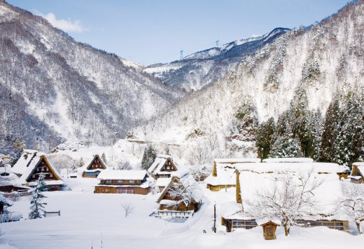Những trận tuyết rơi cao ngút trời khiến Hida, Takayama trở thành điểm du lịch hút hồn bất cứ nhiếp ảnh gia nào. Ảnh: Japan.