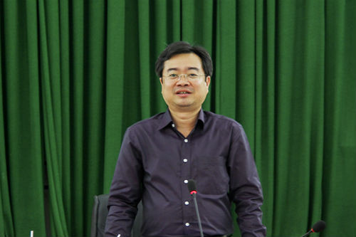 Ngày 11/11/2011, ông được Thủ tướng Chính phủ bổ nhiệm làm Thứ trưởng Bộ Xây dựng.