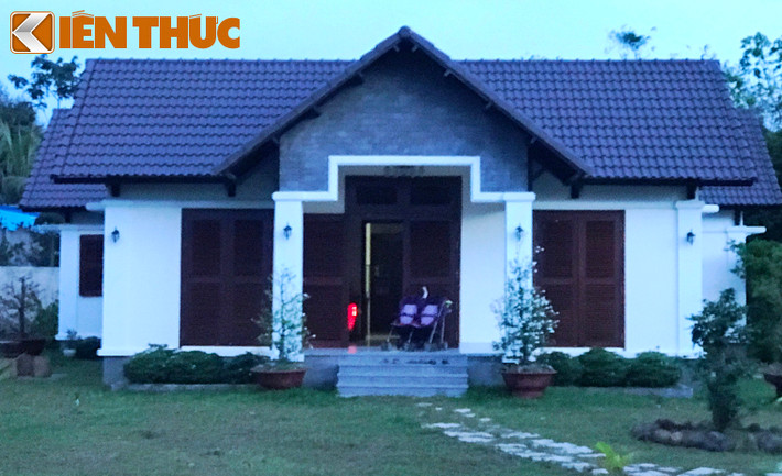 Bà Bùi Thị Bích Thuỷ - Bí thư huyện uỷ Thống Nhất (tỉnh Đồng Nai) - cho biết, các cơ quan chức năng ở huyện đã đến kiểm tra và xác nhận đúng là căn nhà này xây trái phép trên đất nông nghiệp nhưng chỉ là nhà cấp 4 xây kiên cố.