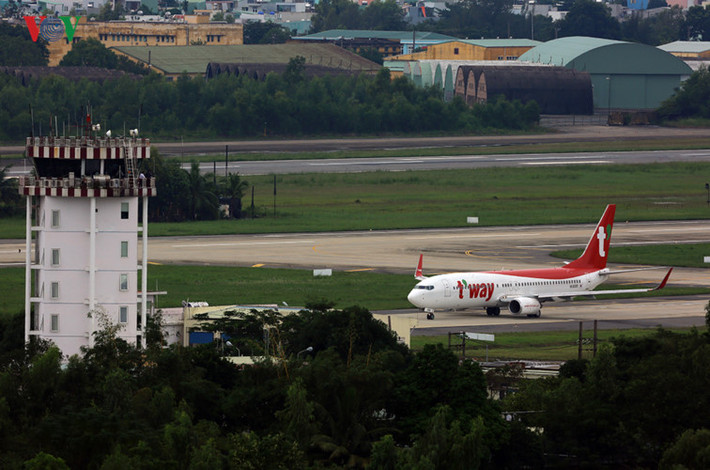 Hãng hàng không giá rẻ T Air Way cũng vận chuyển khách đến Đà Nẵng dịp này.