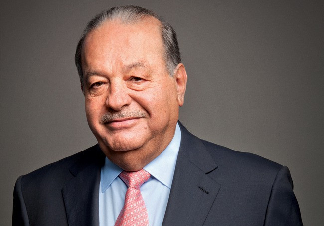 Carlos Slim sinh ngày 28 tháng 1 năm 1940 (năm Canh Thìn âm lịch). Theo thuyết xem tử vi, đàn ông tuổi Canh Thìn gặp nhiều may mắn, cuộc đời nhiều màu hồng. Bắt đầu từ tuổi 27, sự nghiệp sẽ đi lên không ngừng.