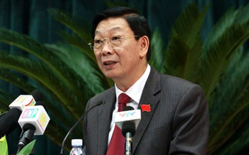 Ông Nguyễn Thế Thảo: Tháng 9/2007, ông Nguyễn Thế Thảo (SN 21/3/1952, nguyên quán tại xã Nhân Hòa, huyện Quế Võ, tỉnh Bắc Ninh; là kiến trúc sư, tiến sĩ kinh tế và lý luận chính trị cao cấp) được bầu làm Chủ tịch UBND Hà Nội và tái cử chức vụ này năm 2008 khi Hà Nội mở rộng địa giới hành chính.